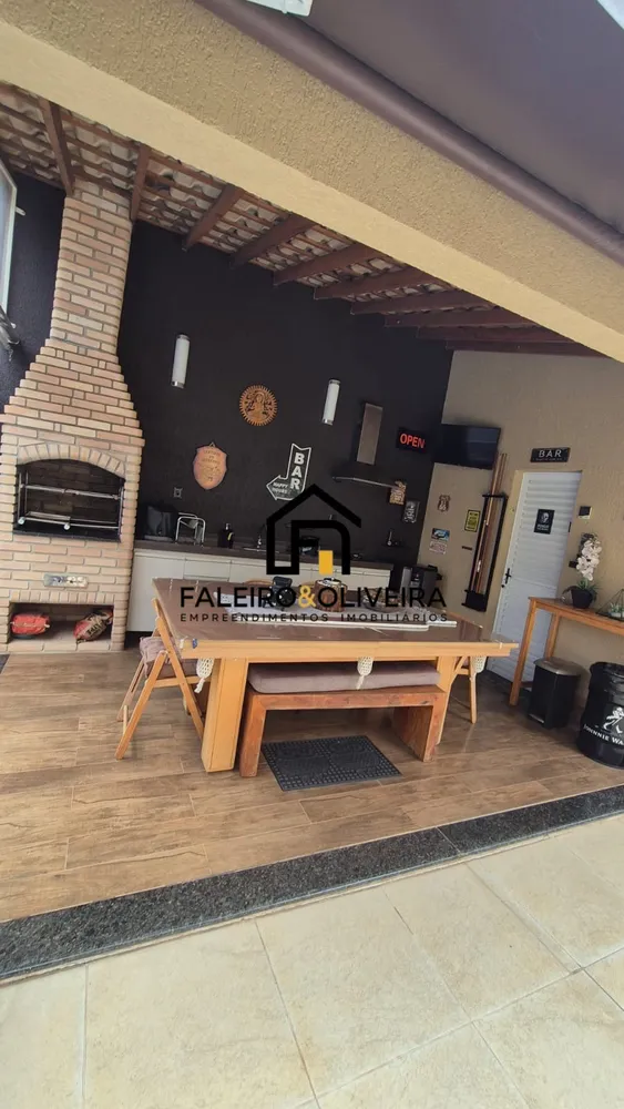 Casa, 3 quartos, 250 m² - Foto 15