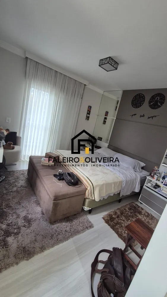 Casa, 3 quartos, 250 m² - Foto 11