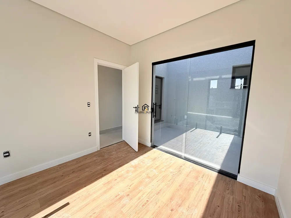 Casa, 3 quartos, 225 m² - Foto 13