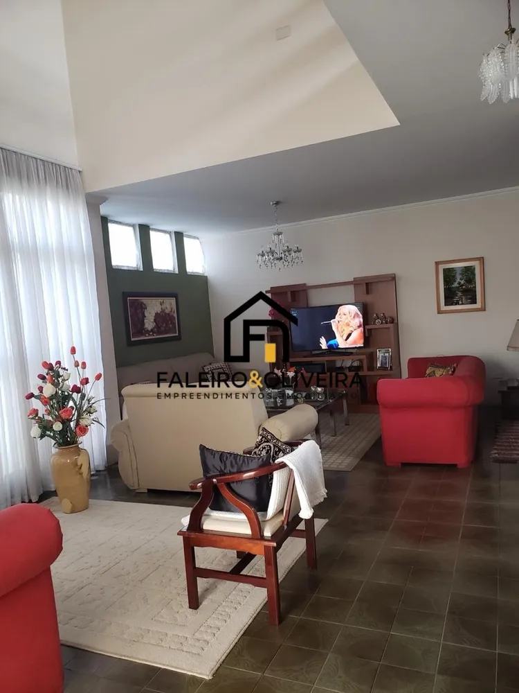 Casa, 3 quartos, 259 m² - Foto 5