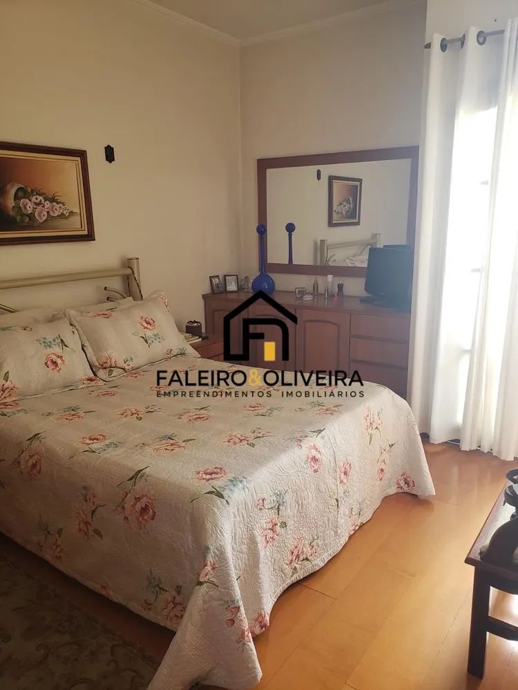 Casa, 3 quartos, 259 m² - Foto 14
