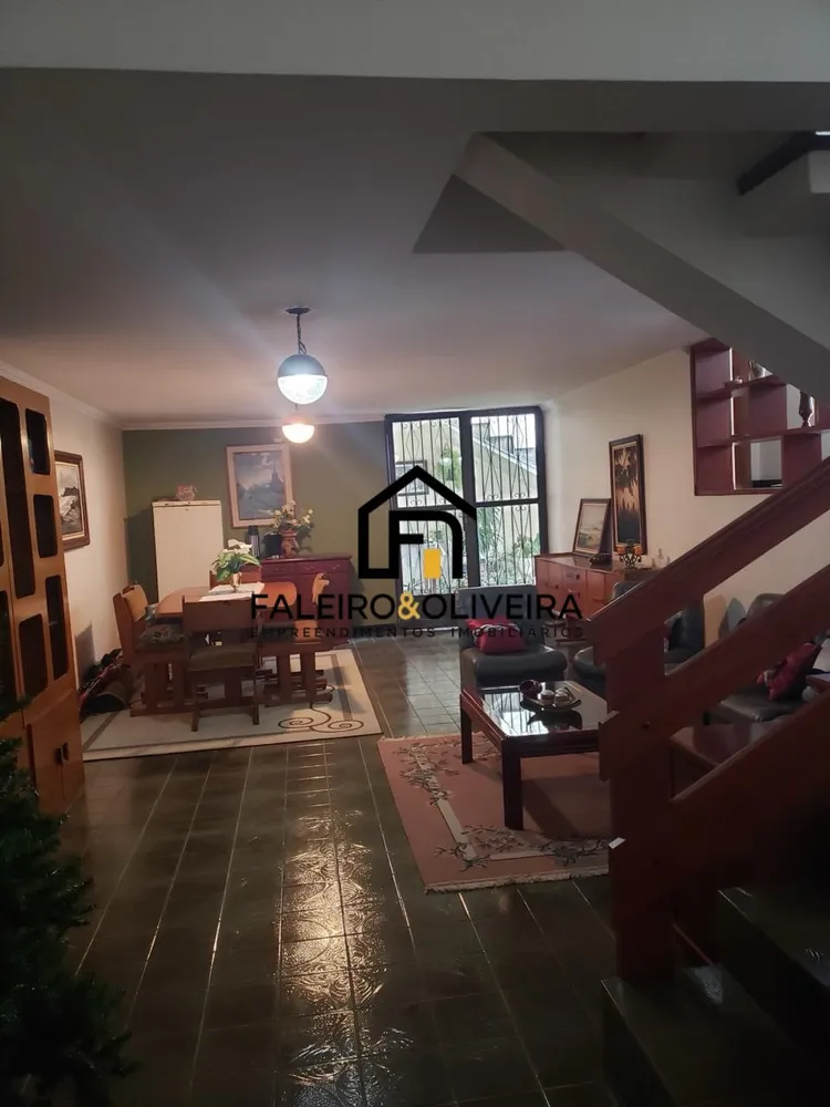 Casa, 3 quartos, 259 m² - Foto 4