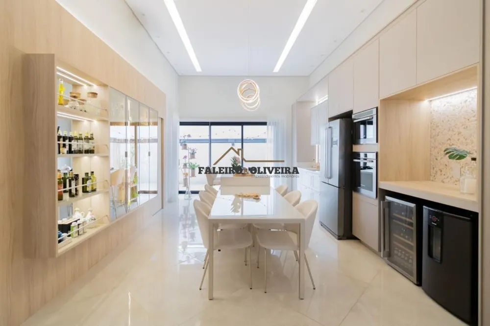 Casa, 3 quartos, 140 m² - Foto 1