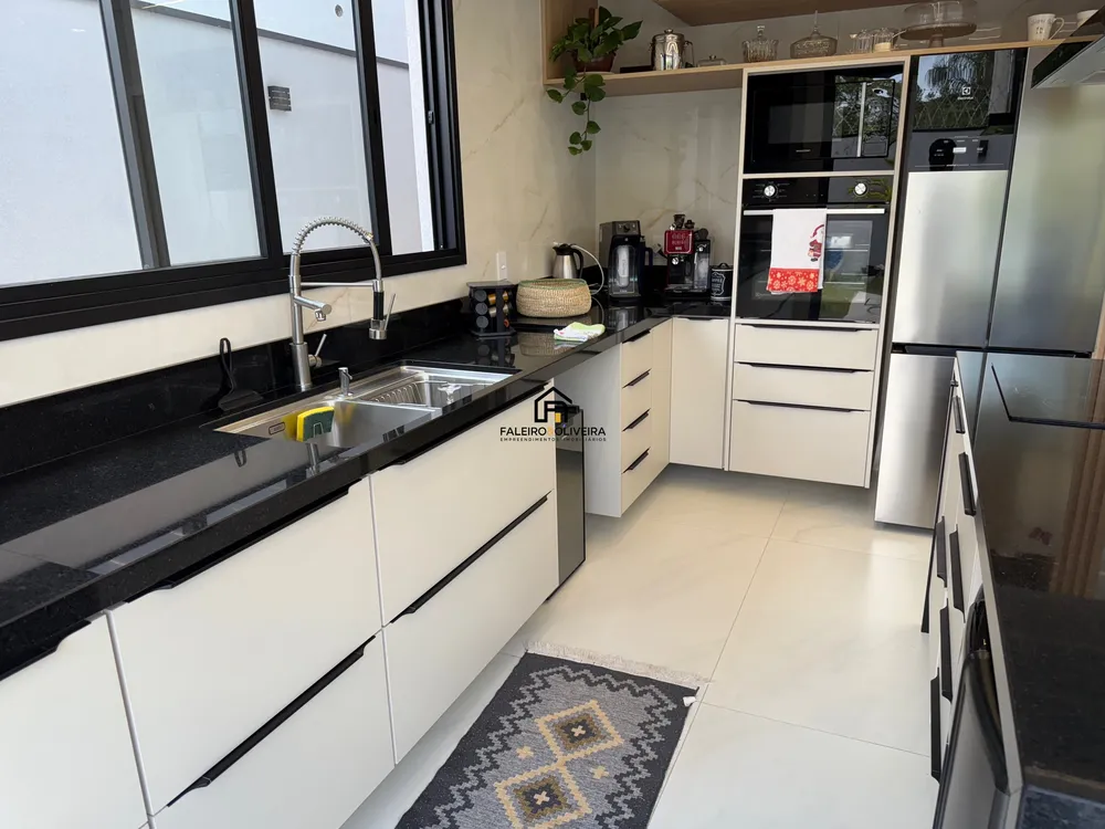 Casa, 4 quartos, 282 m² - Foto 8