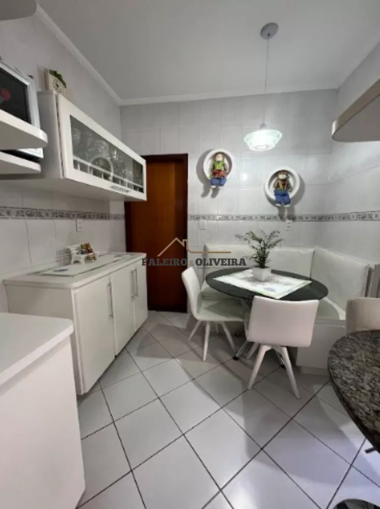 Casa, 3 quartos, 188 m² - Foto 12