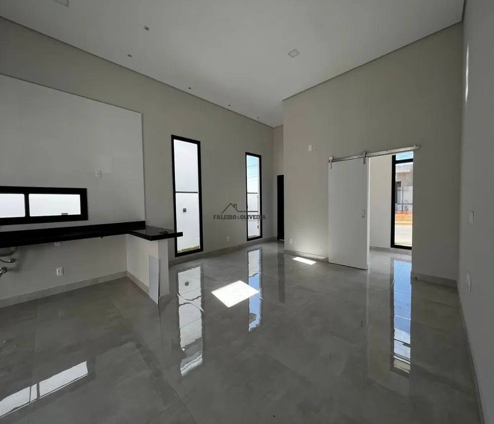 Casa, 3 quartos, 160 m² - Foto 2