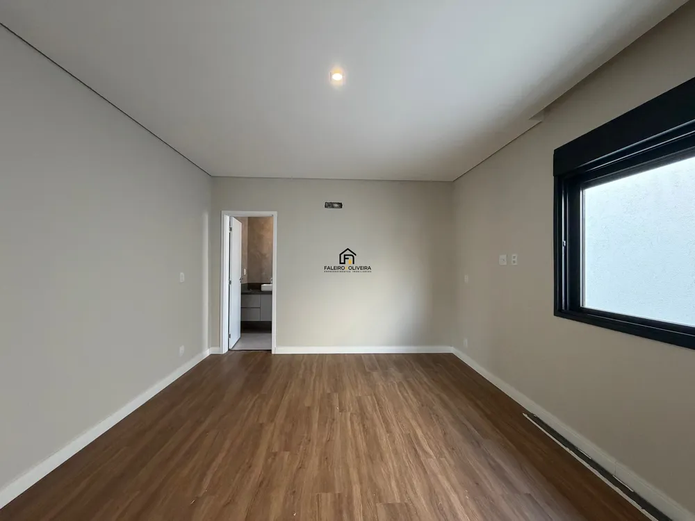Casa, 4 quartos, 271 m² - Foto 5