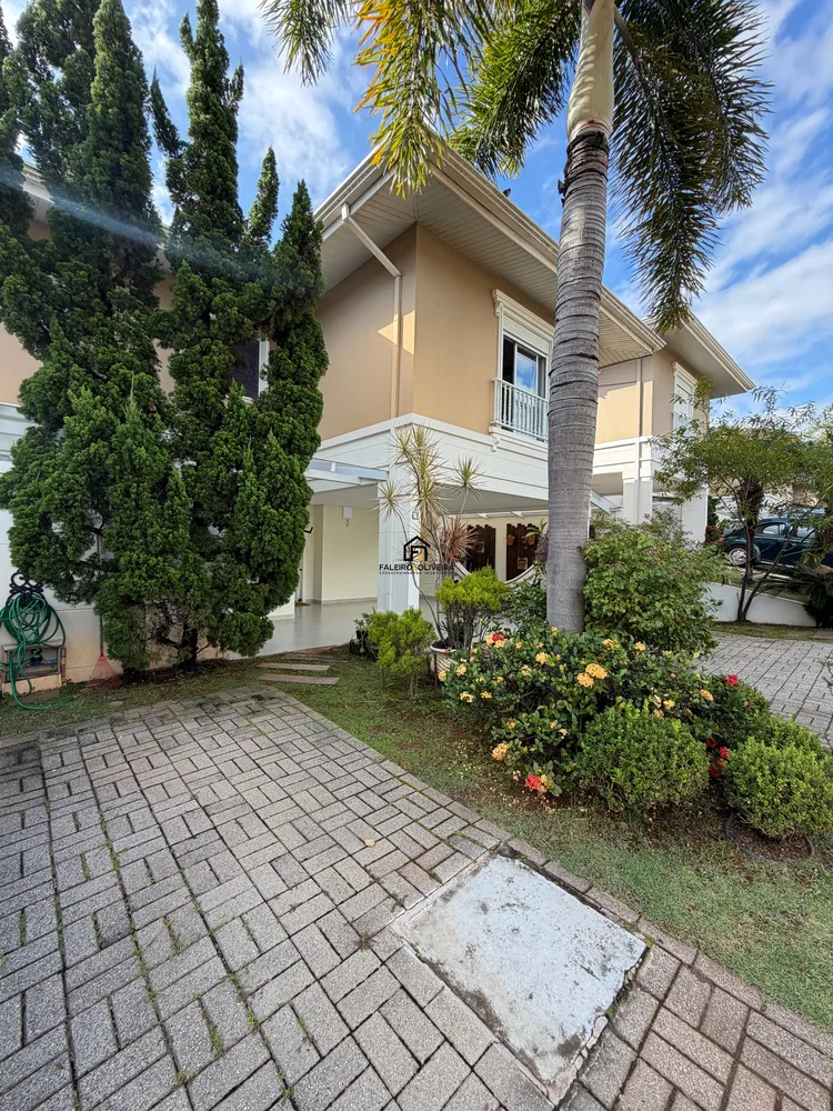 Casa, 4 quartos, 173 m² - Foto 1