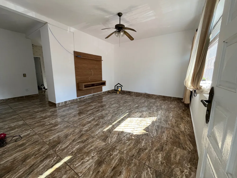 Casa, 6 quartos, 350 m² - Foto 2