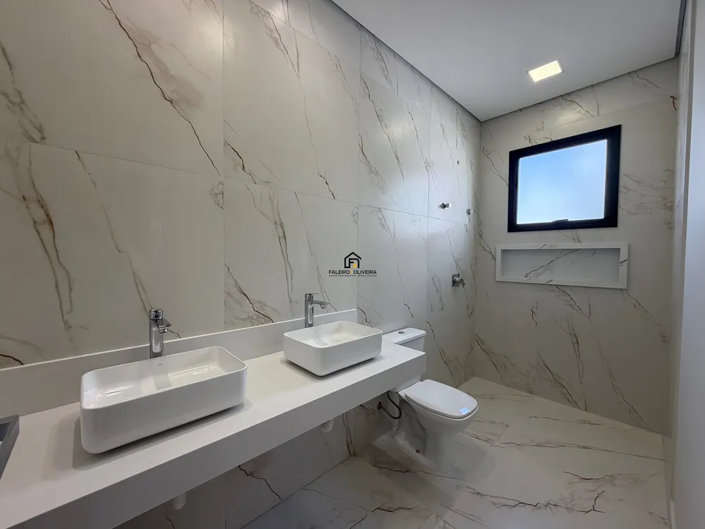 Casa, 3 quartos, 242 m² - Foto 10
