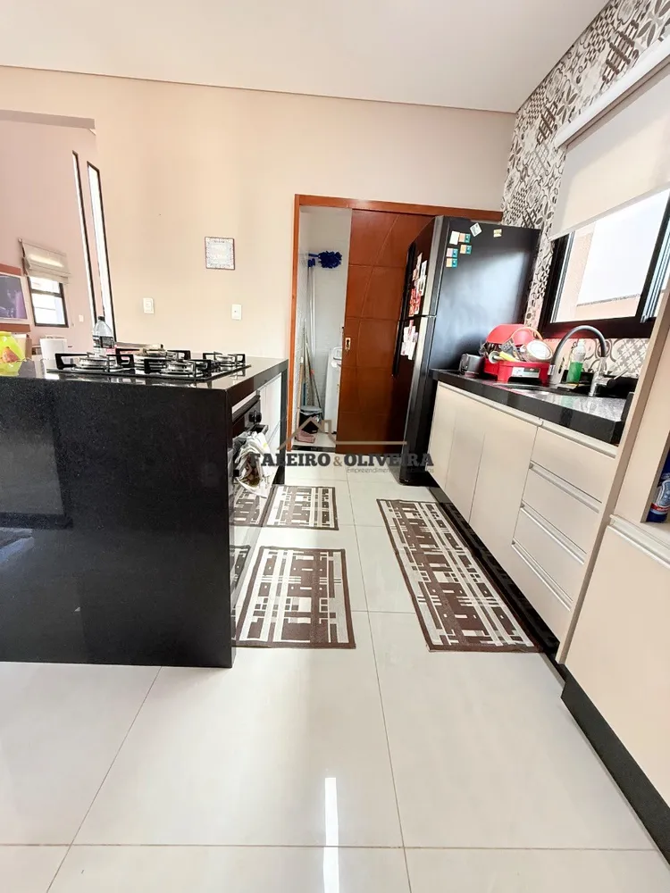 Casa, 4 quartos, 230 m² - Foto 15