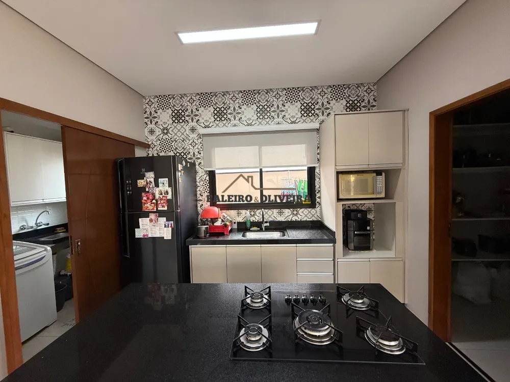 Casa, 4 quartos, 230 m² - Foto 14