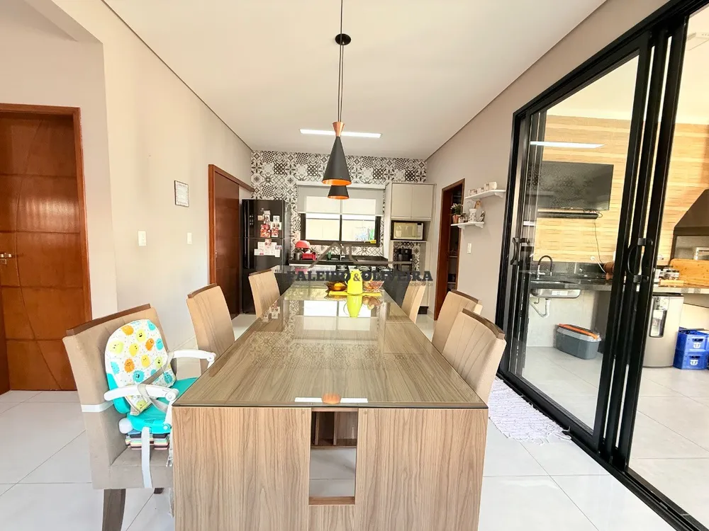 Casa, 4 quartos, 230 m² - Foto 9