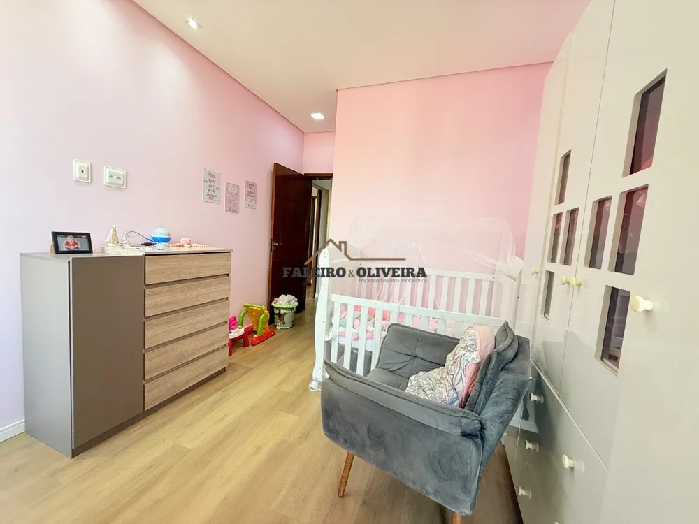 Casa, 4 quartos, 230 m² - Foto 7