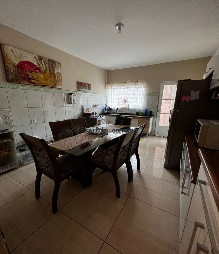 Casa, 8 quartos, 360 m² - Foto 1