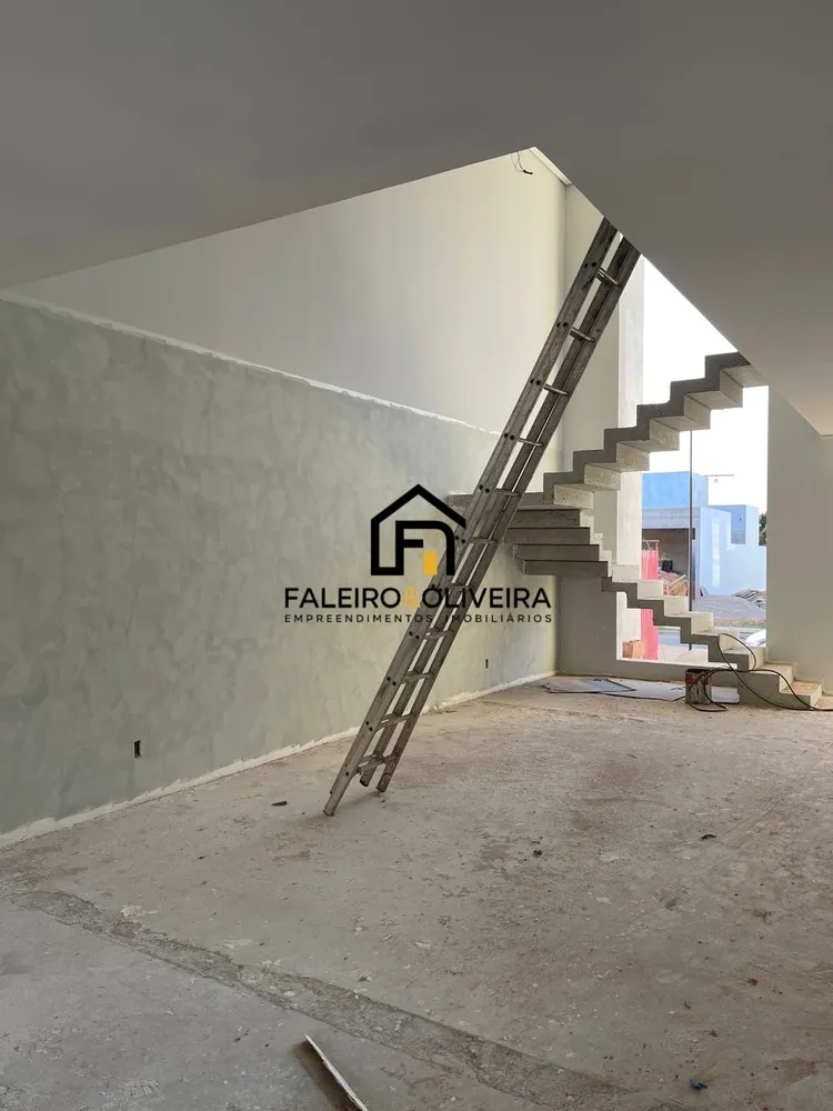Casa, 4 quartos, 235 m² - Foto 15