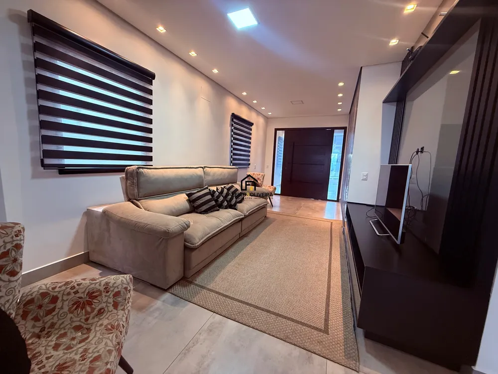 Casa, 4 quartos, 275 m² - Foto 2