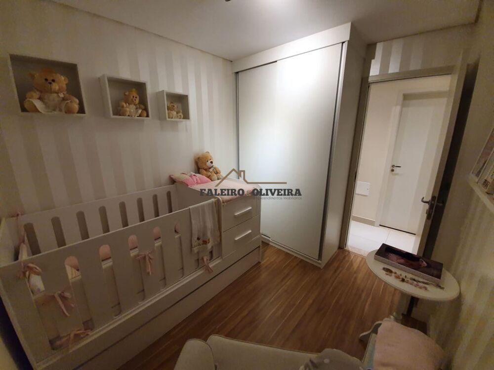 Apartamento à venda com 2 quartos, 79m² - Foto 4