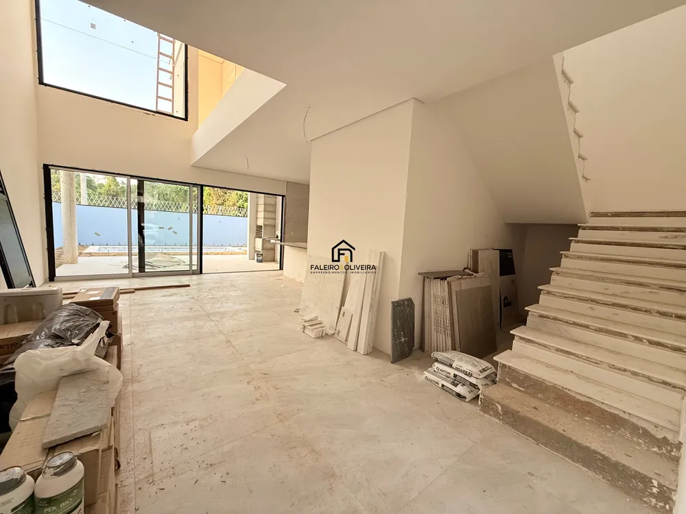 Casa, 3 quartos, 253 m² - Foto 3
