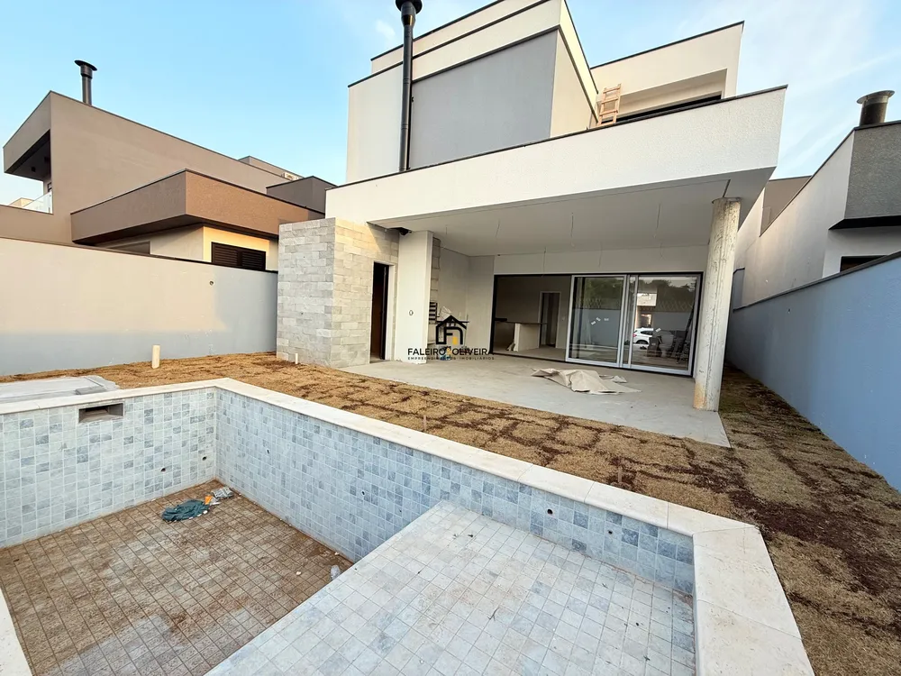Casa, 3 quartos, 253 m² - Foto 8