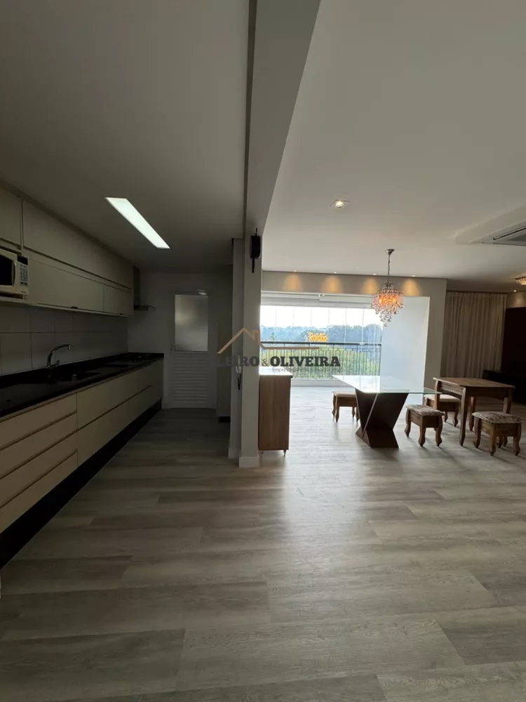 Apartamento à venda com 3 quartos, 97m² - Foto 1