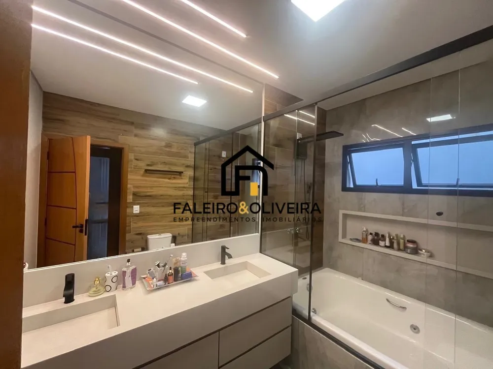 Casa, 3 quartos, 234 m² - Foto 13