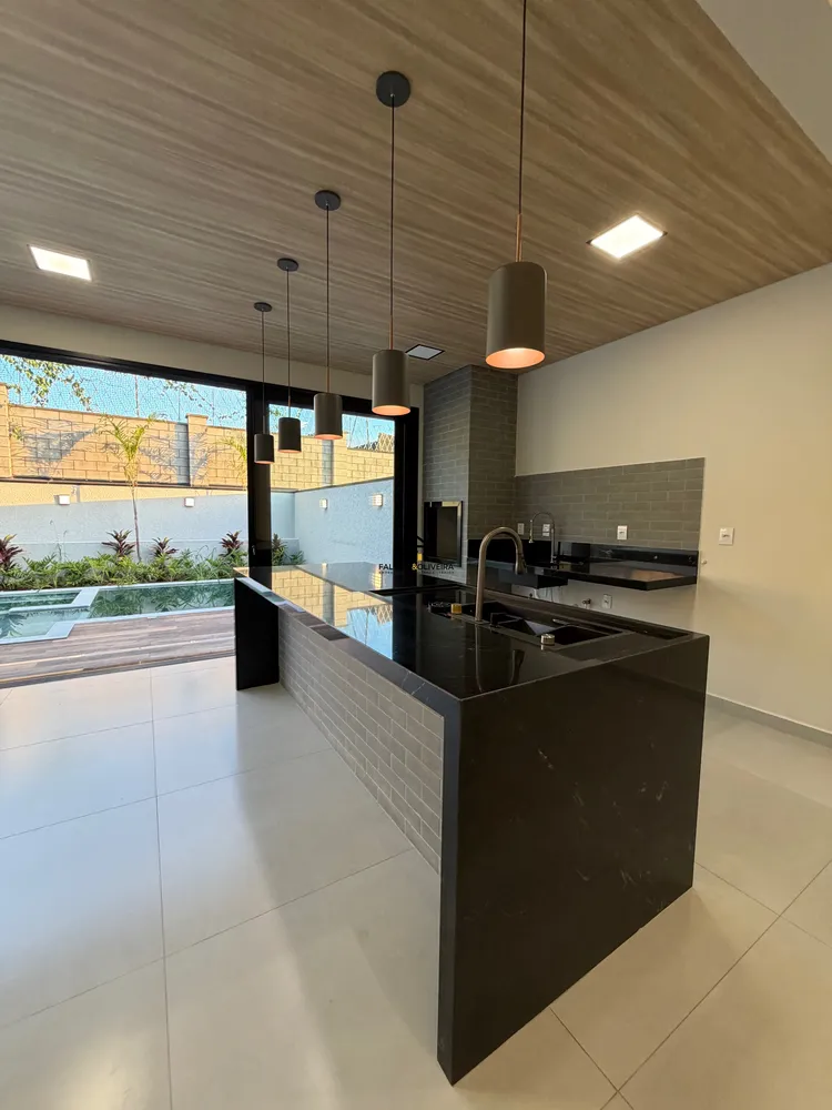 Casa, 3 quartos, 220 m² - Foto 9