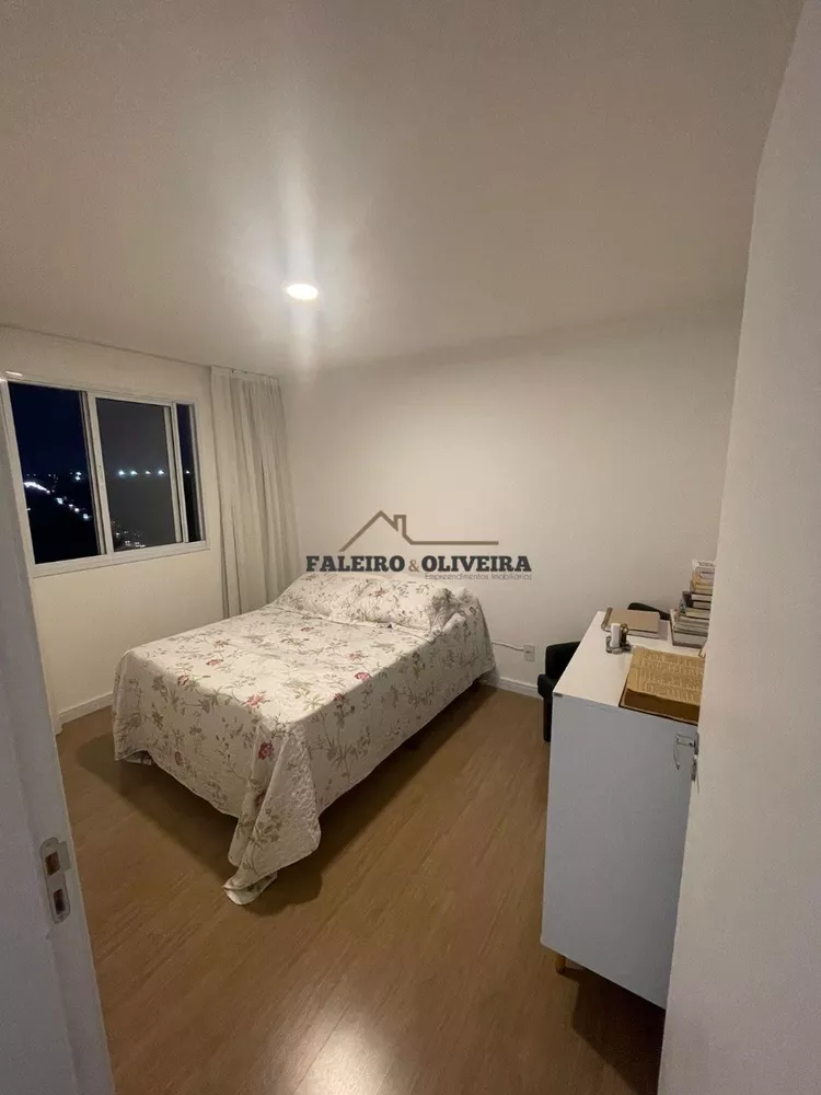 Apartamento à venda com 3 quartos, 64m² - Foto 3