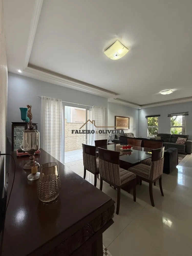 Casa, 3 quartos, 235 m² - Foto 4