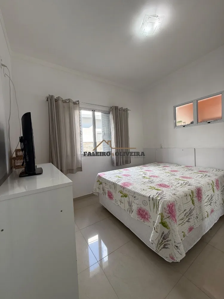 Casa, 3 quartos, 235 m² - Foto 11