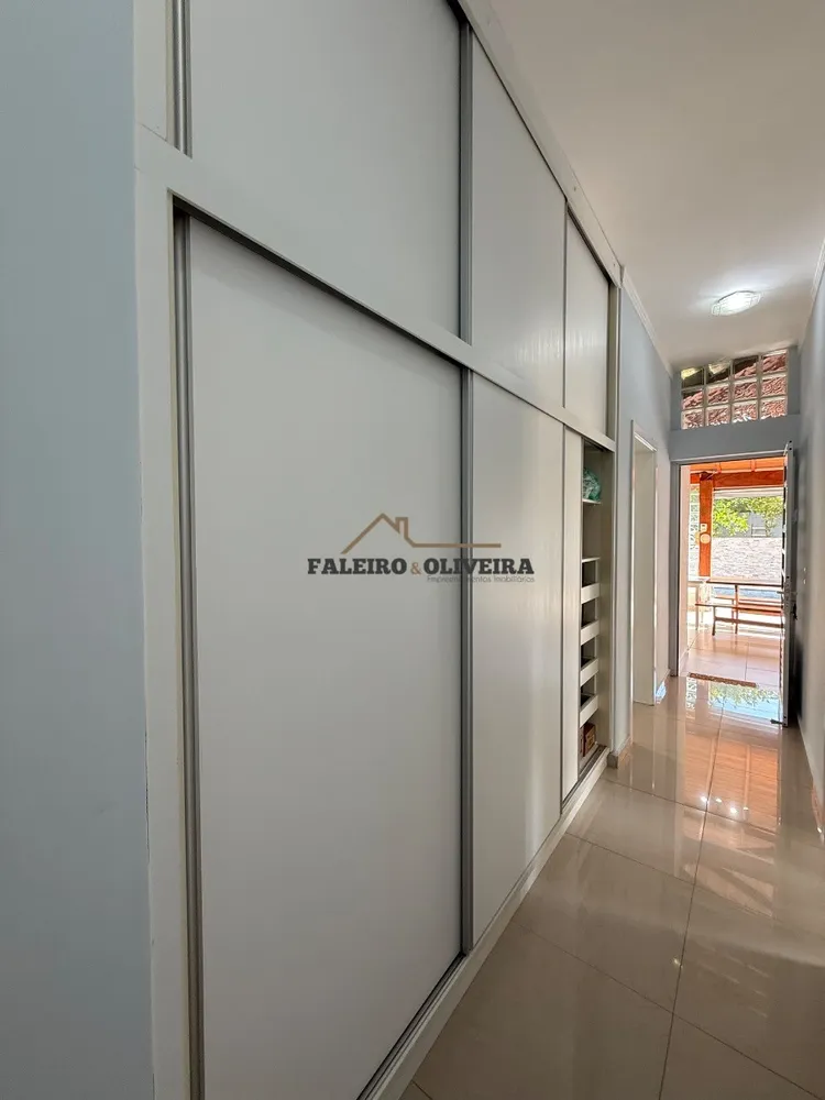 Casa, 3 quartos, 235 m² - Foto 6