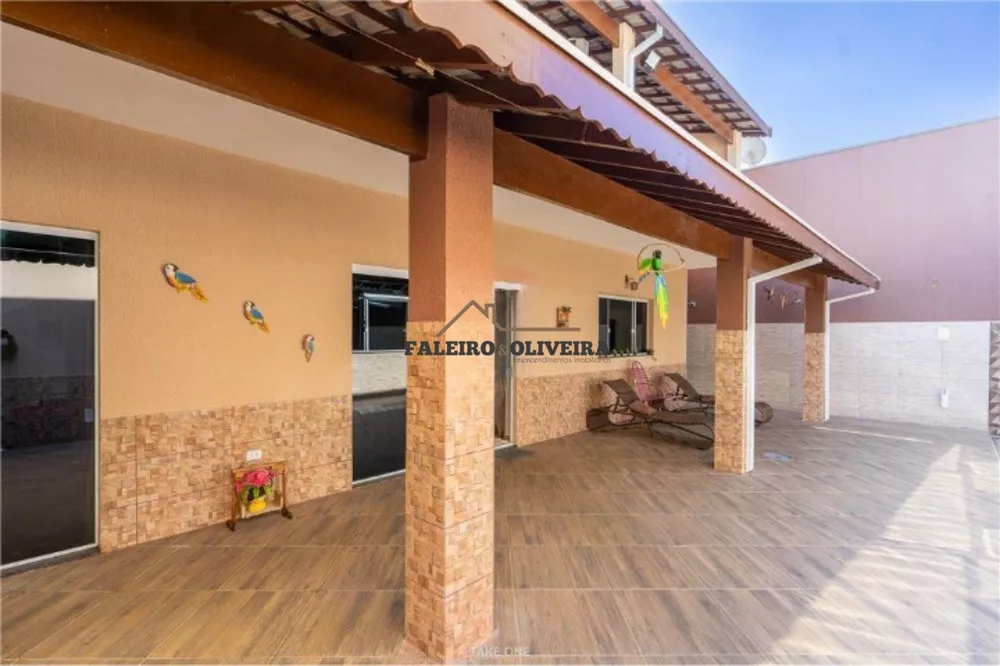 Casa, 3 quartos, 430 m² - Foto 1
