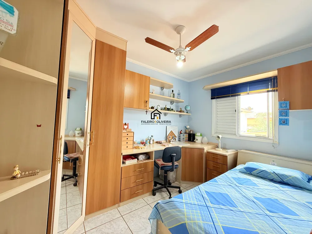 Casa, 3 quartos, 180 m² - Foto 3