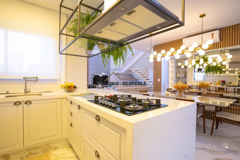 Casa, 3 quartos, 216 m² - Foto 14