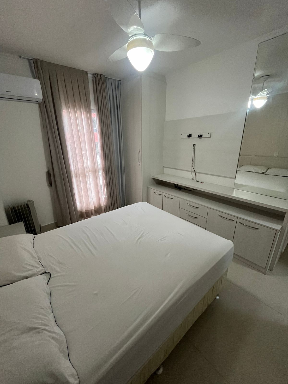 Apartamento para alugar com 3 quartos, 155m² - Foto 11