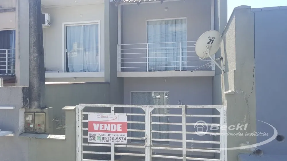 Casa, 2 quartos, 63 m² - Foto 1