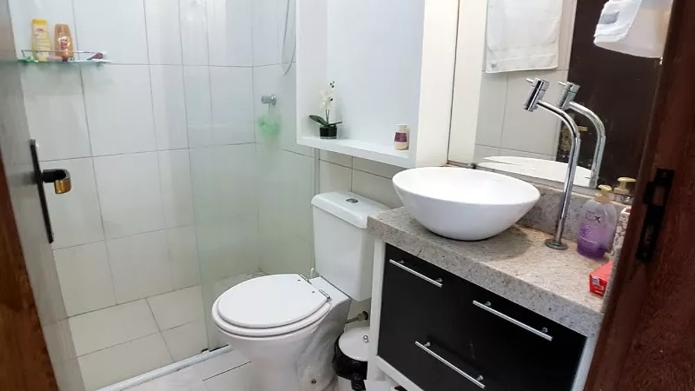 Casa à venda com 2 quartos, 61m² - Foto 4