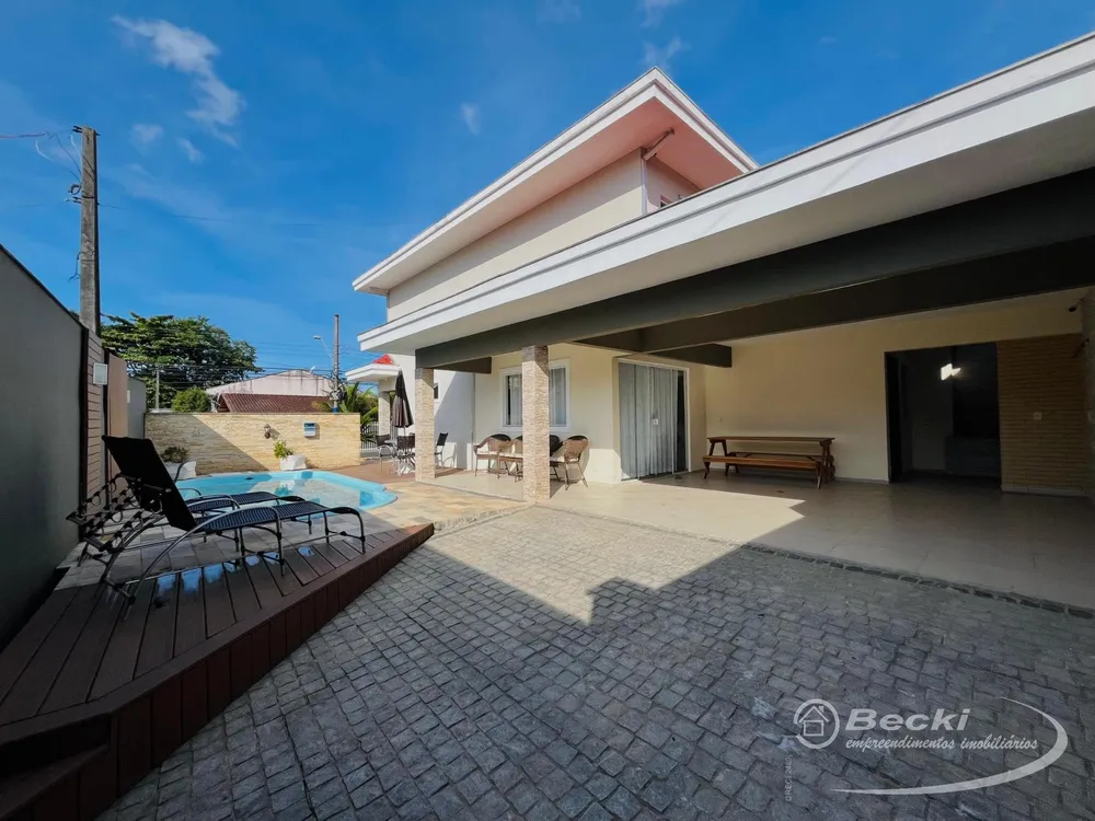 Casa, 3 quartos, 146 m² - Foto 1