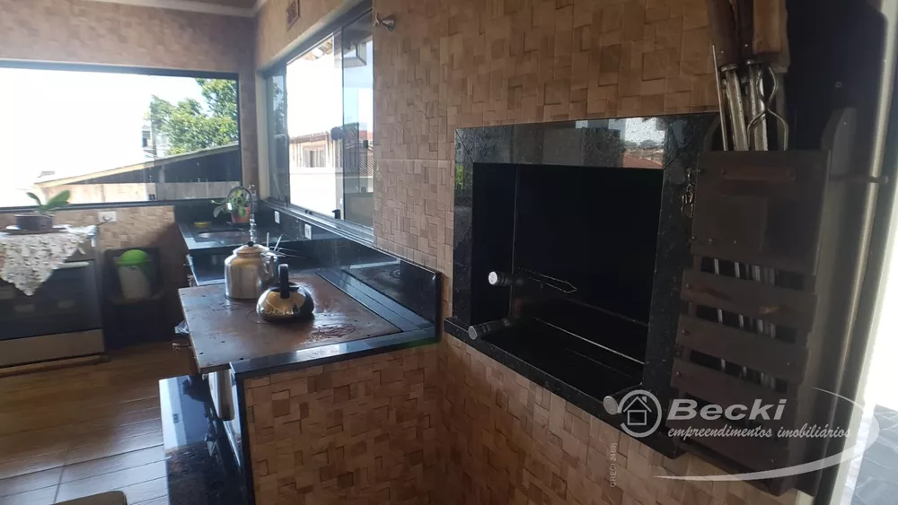 Casa, 4 quartos, 310 m² - Foto 3