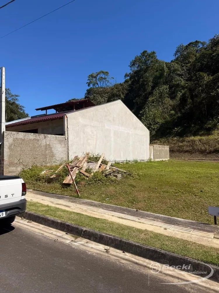 Terreno, 240 m² - Foto 1