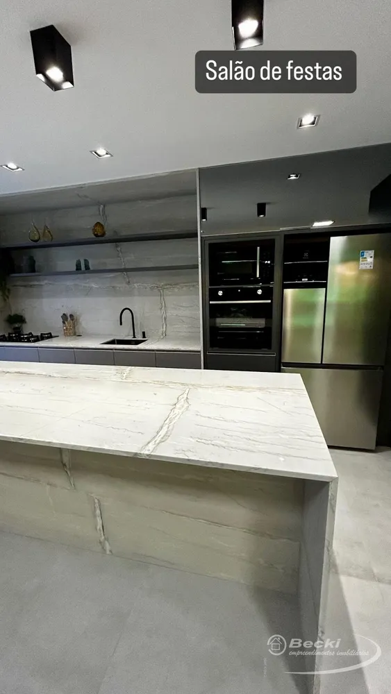 Apartamento, 3 quartos, 120 m² - Foto 1