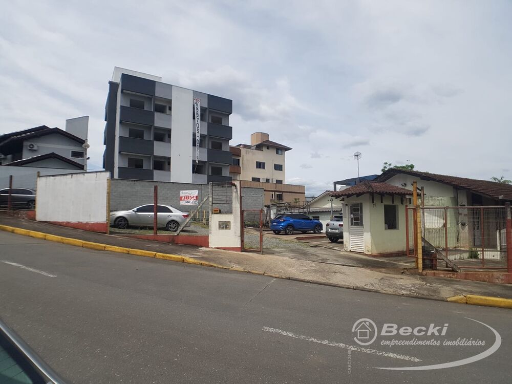 Prédio Inteiro à venda, 100m² - Foto 2