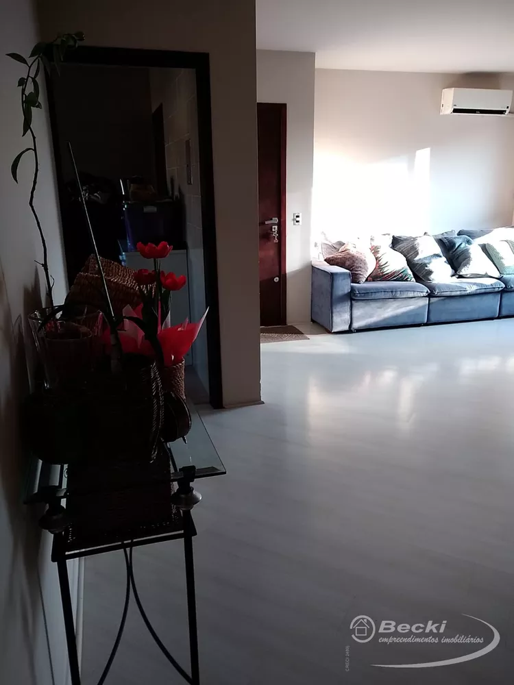 Apartamento, 3 quartos, 132 m² - Foto 2