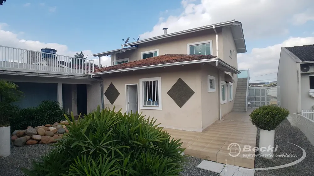 Casa, 6 quartos, 190 m² - Foto 14