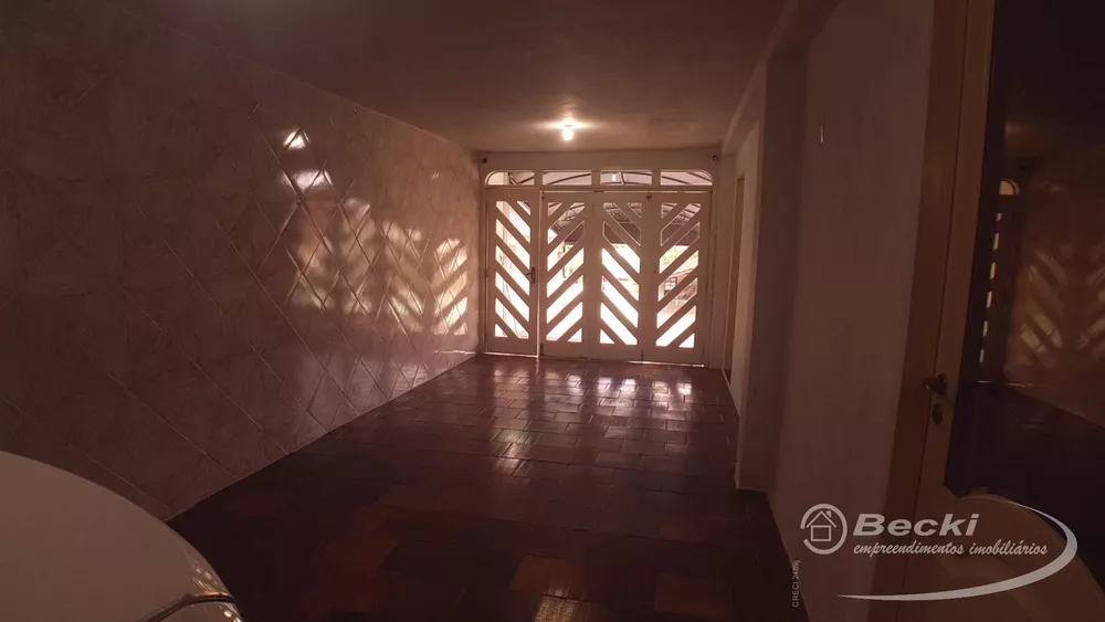 Casa, 6 quartos, 190 m² - Foto 2