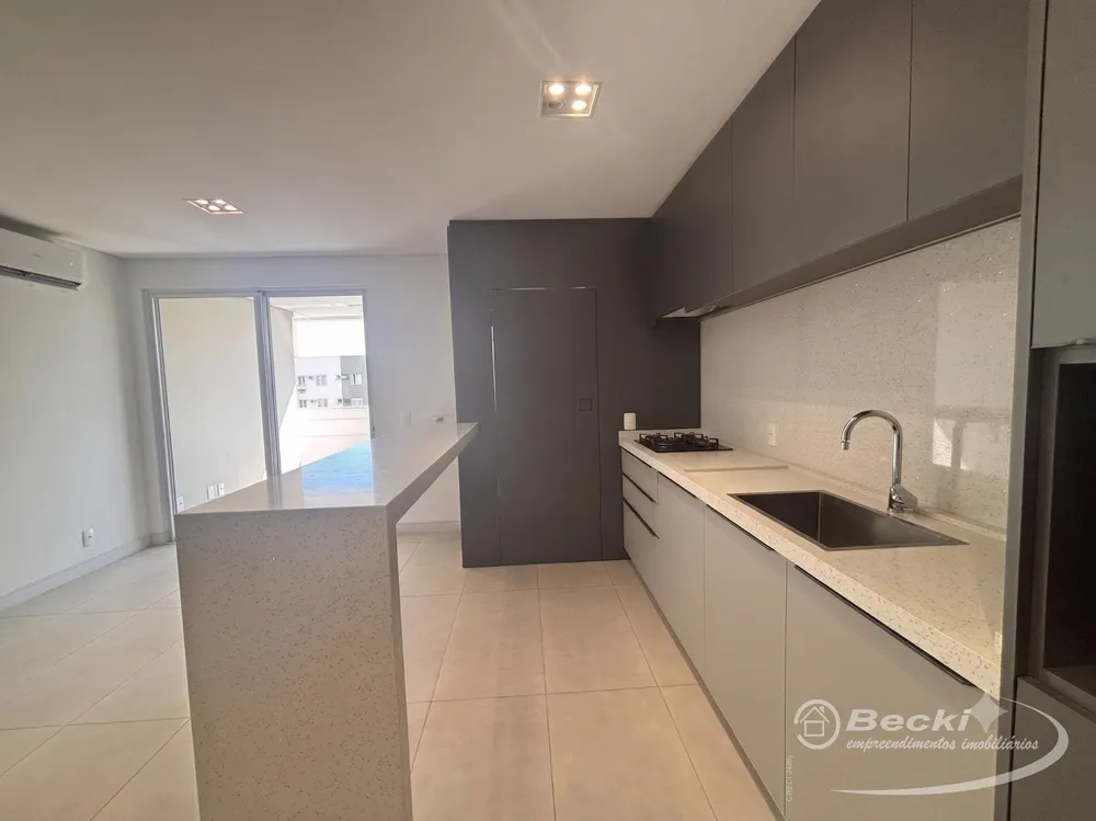 Apartamento, 3 quartos, 140 m² - Foto 2