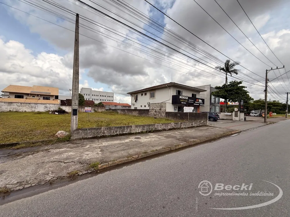 Loteamento e Condomínio, 405 m² - Foto 1