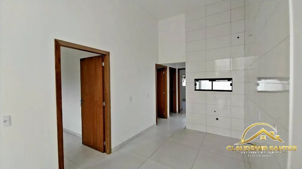 Casa, 3 quartos, 68 m² - Foto 2