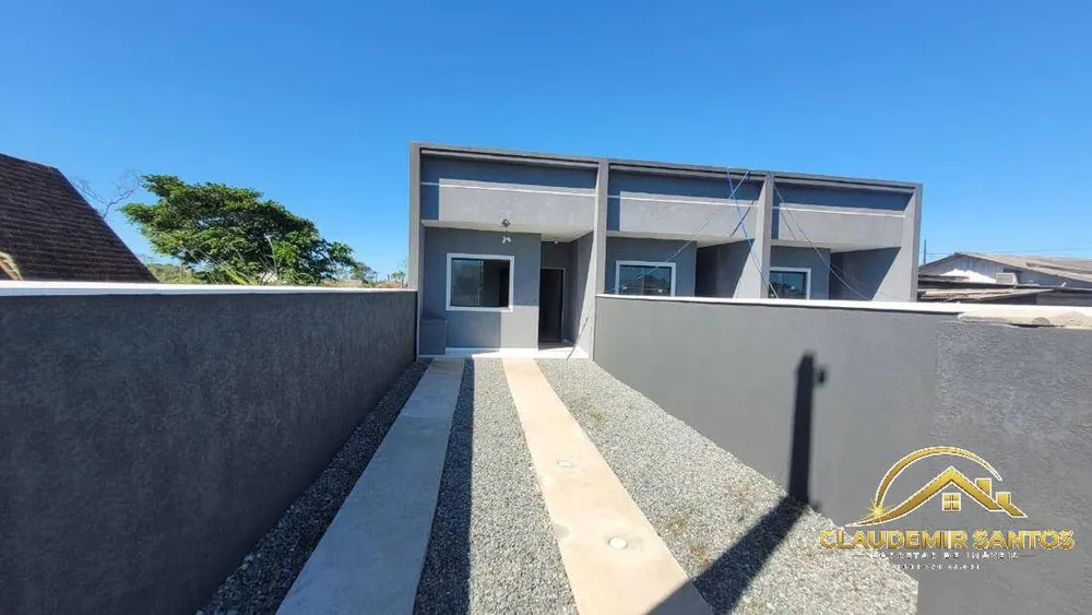Casa, 2 quartos, 52 m² - Foto 1
