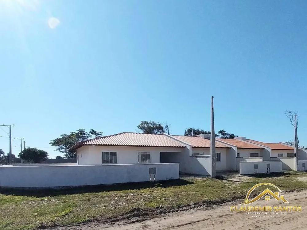 Casa, 3 quartos, 70 m² - Foto 1